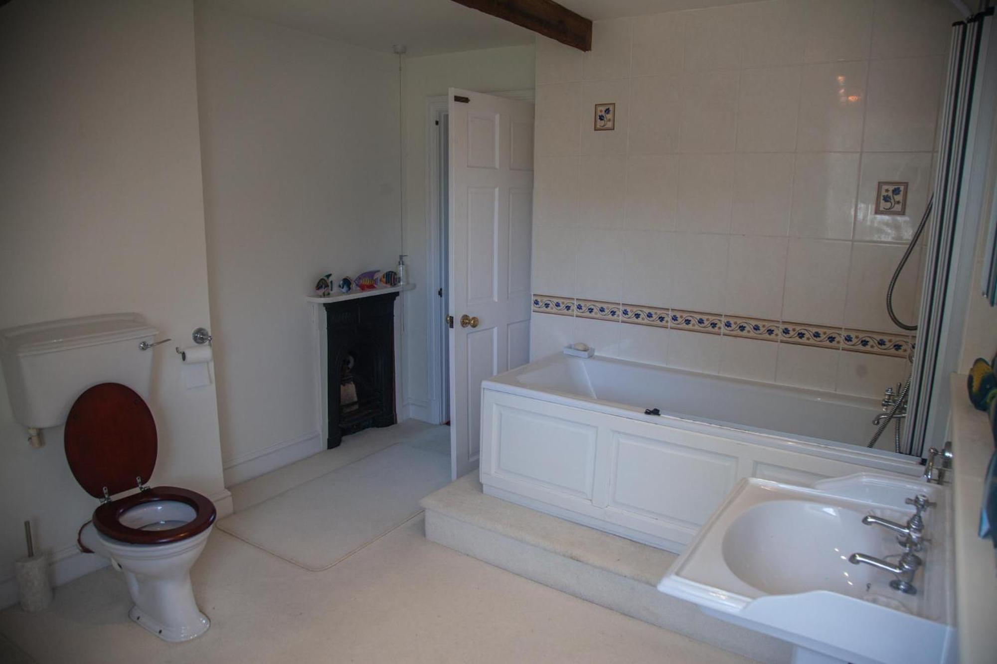 Clemenstone House B&B Cowbridge Esterno foto