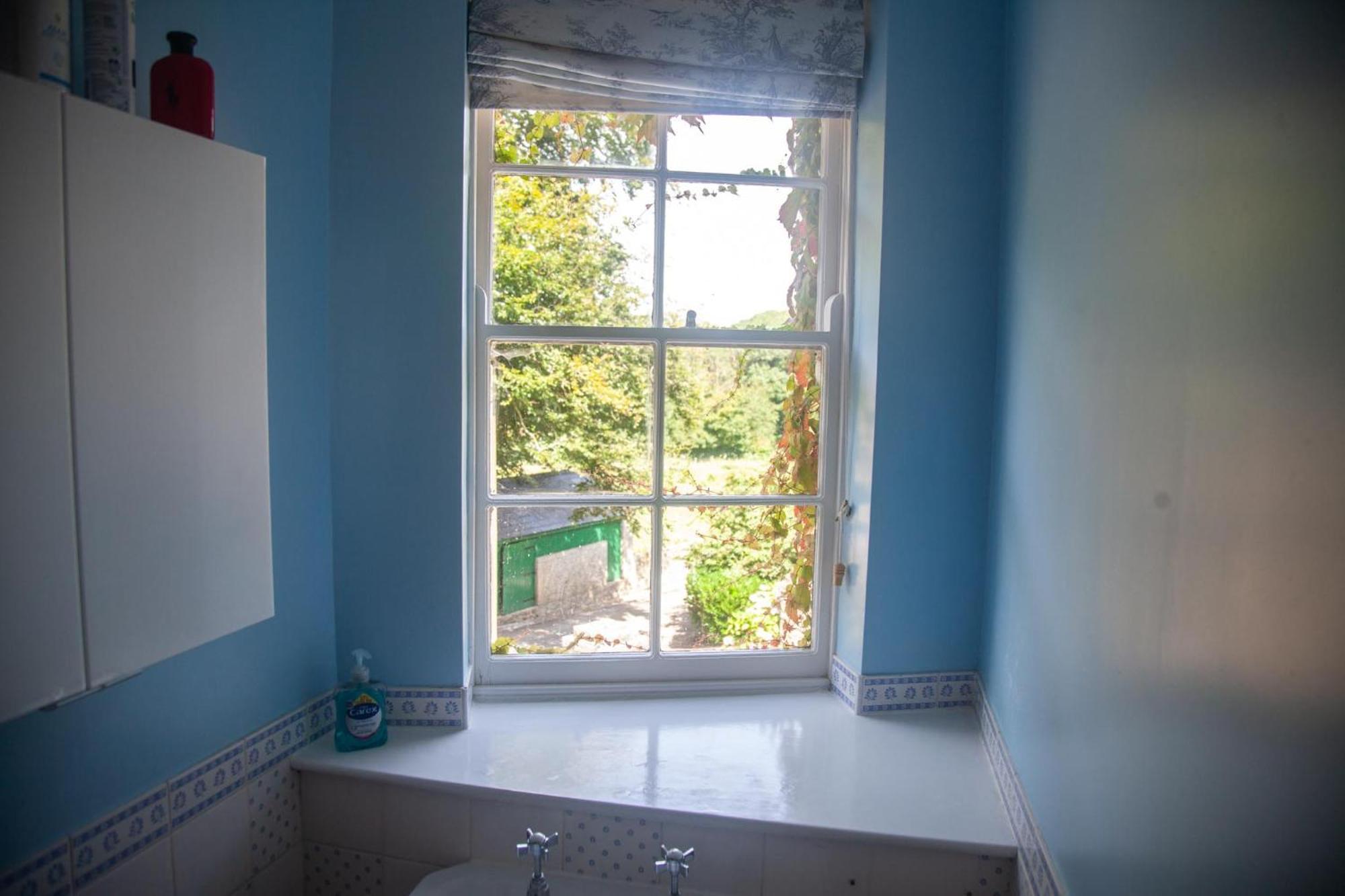 Clemenstone House B&B Cowbridge Esterno foto