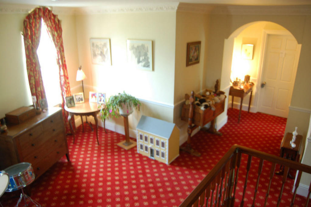Clemenstone House B&B Cowbridge Esterno foto